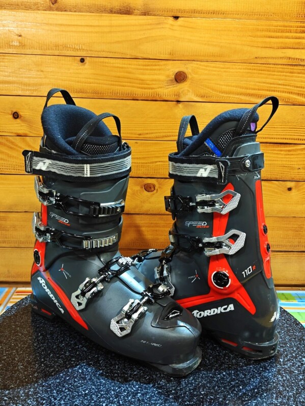 LYŽIARKY NORDICA SPEED MACHINE 110 R GW 30MP